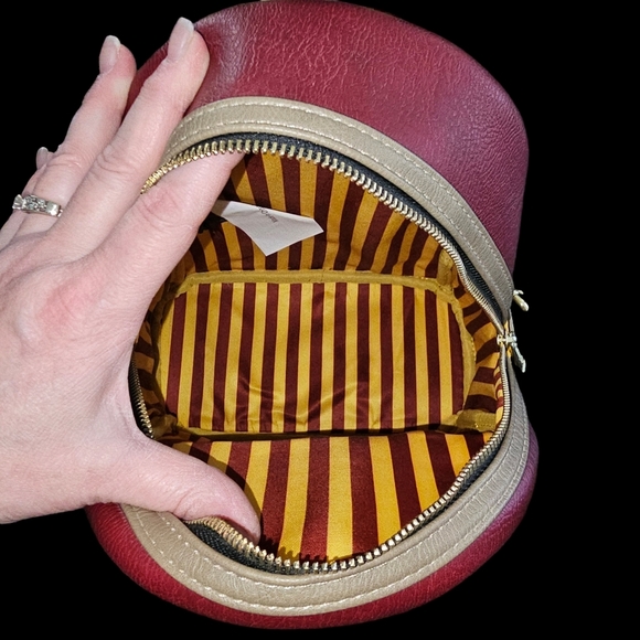 HARRY POTTER RON WEASLEY GRYFFINDOR LEATHER BACKPACK BY LOUNGEFLY - Picture 13 of 16